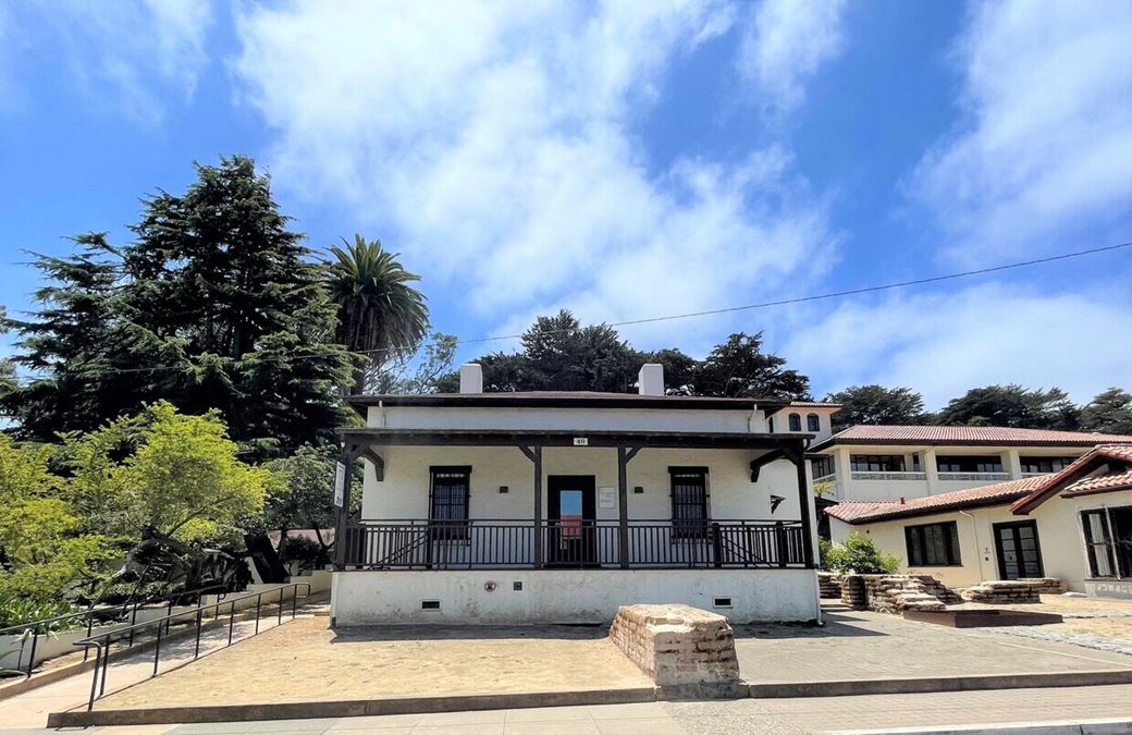 49 Moraga Avenue