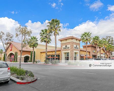 Retail space for Rent at 51 & 77 Tierra Rejada Road in Simi Valley