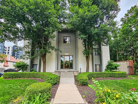 12-Unit Multifamily Property in Blackstone