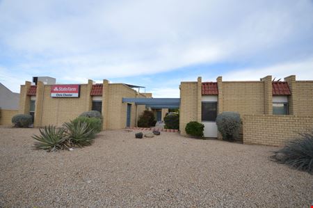 Office space for Rent at 3040 E. Cactus Road in Phoenix