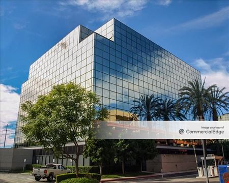 One Pacific Plaza - 7777 Center Drive