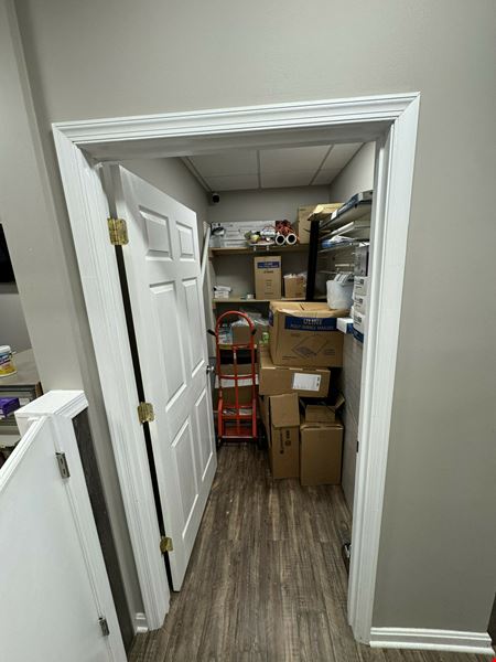 Waterloo Center Condominium | Lee St. | Warrenton, VA