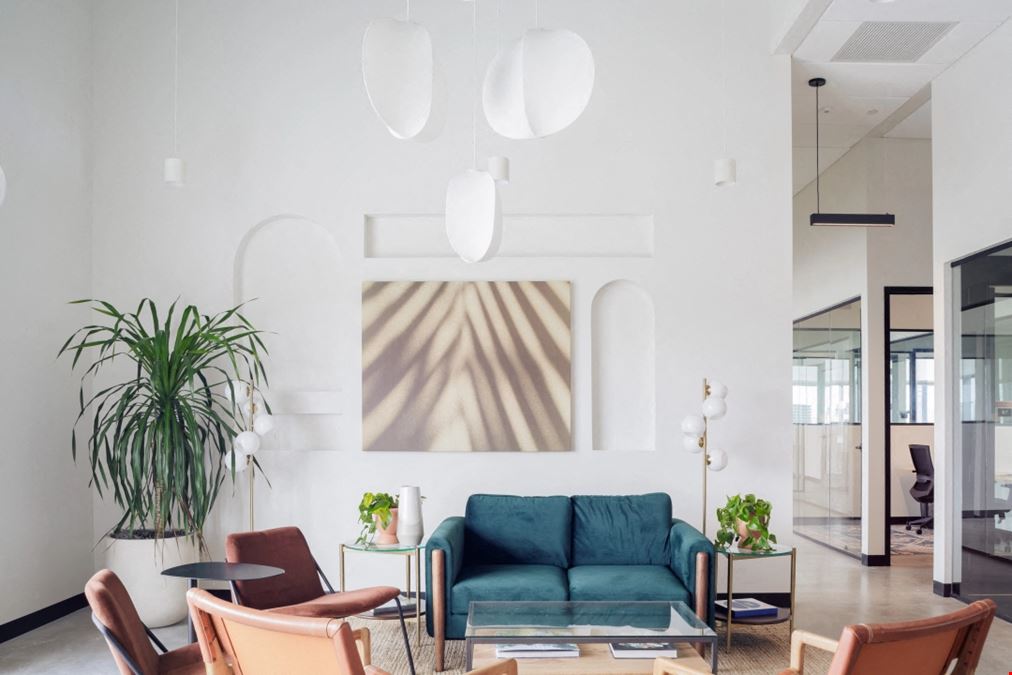 Industrious - 19505 Biscayne Blvd