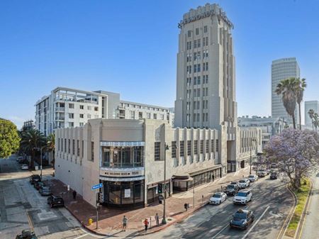 Mixed Use space for Rent at The Desmond in Los Angeles