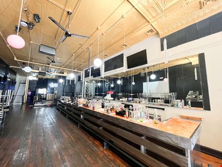 PRICE REDUCTION! Retail for Sale