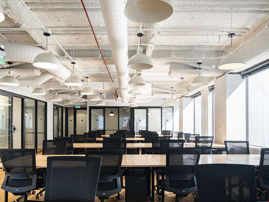 WeWork - 44 Montgomery