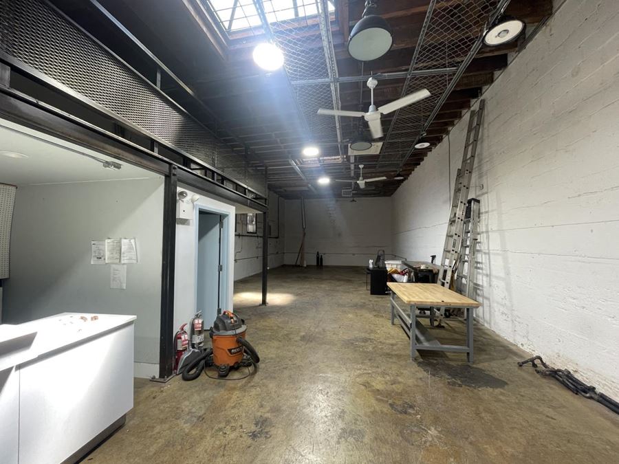 368 McGuinness Blvd, Brooklyn, NY 11222