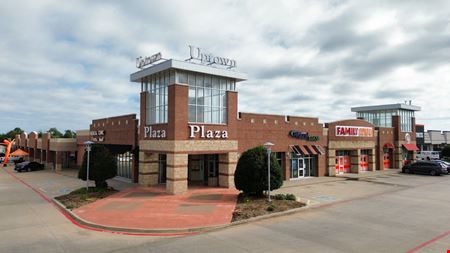 Retail space for Rent at Uptown Plaza in Midwest City