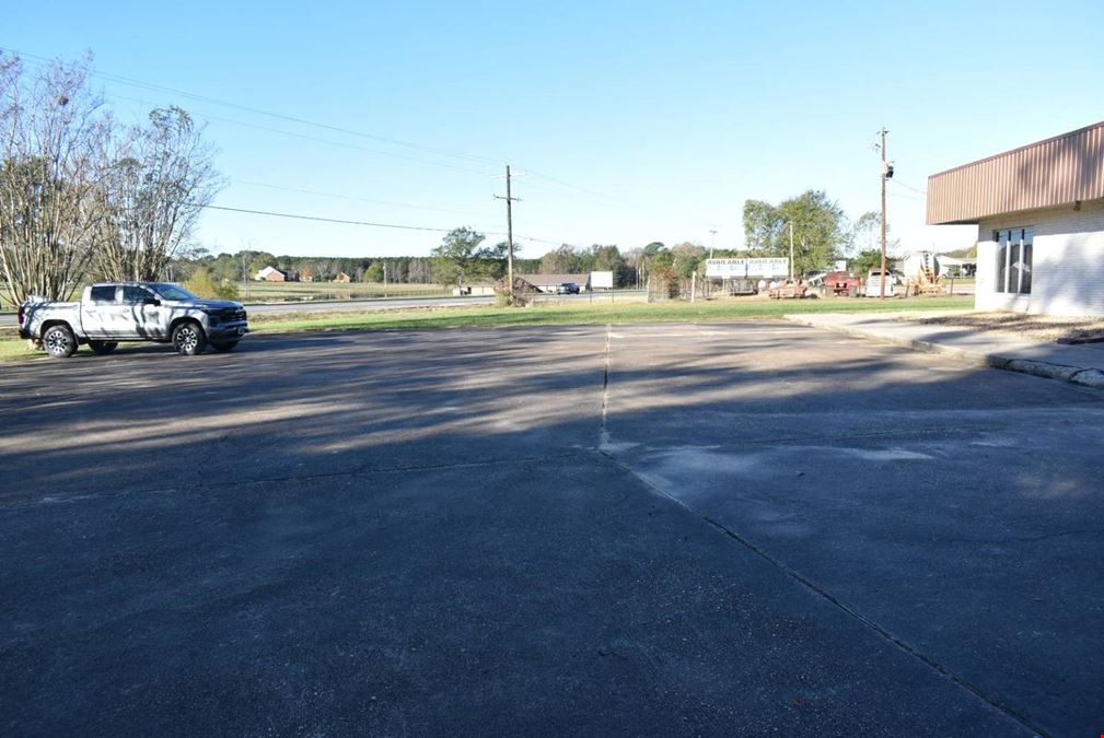 611 US Highway 82 East