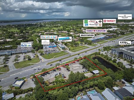 Retail space for Sale at Prime Auto Dealer Lot in Stuart