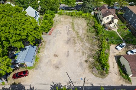 2828 & 2824 27th Ave S