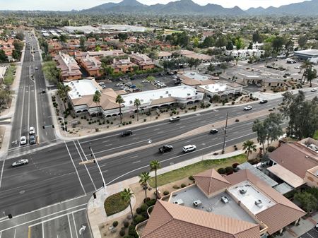 Commercial space at Shea 70 Plaza in Phoenix
