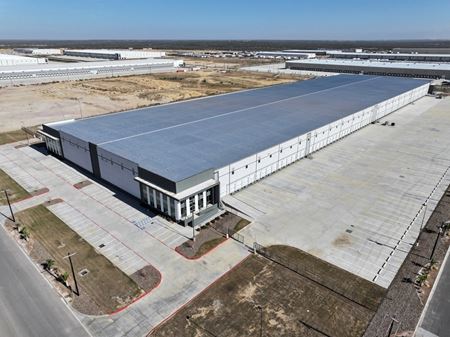 Industrial space for Rent at Macrocentro One in Laredo