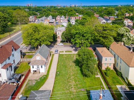 VacantLand space for Sale at 7112 S. University Ave in Chicago