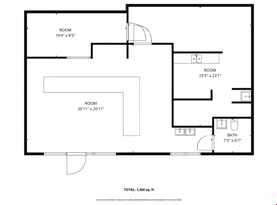Turn-Key Restaurant Opportunity in High-Traffic Dunkin’ Donuts Plaza