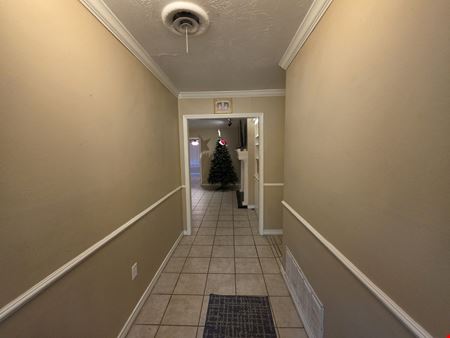201 W Brookside