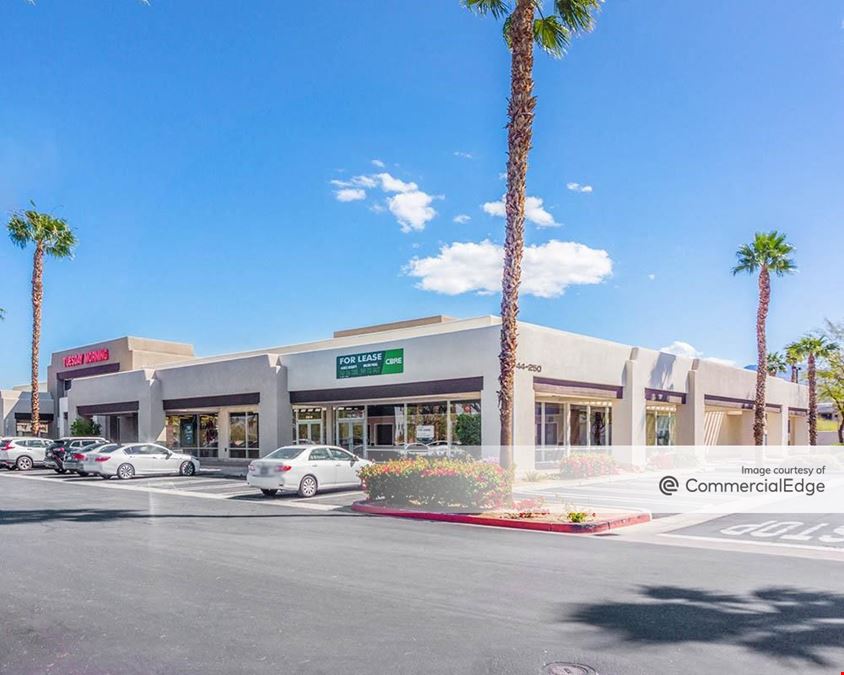 Palm Desert Town Center Plaza