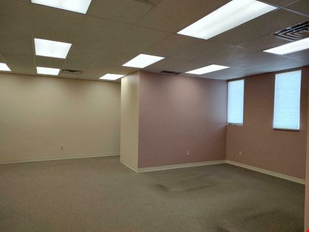 5763 Seneca St - 2,400+/- SF Space available in Professional Office Park