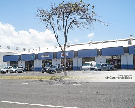 Retail space for Rent at Sand Island Center in Honolulu