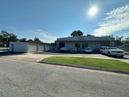 3465 SF Warehouse | For Lease