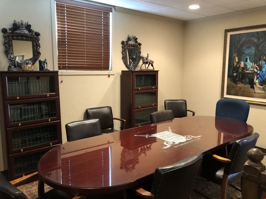 4,000 SF Office Building on 2.75 Acres - Ideal for Owner/User or Redevelopment