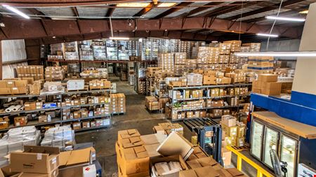 12,000 SF Industrial Building @ Metropolitan Industrial Park, Carolina - FOR SALE