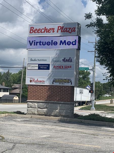 Retail space for Rent at Beecher Plaza in Beecher