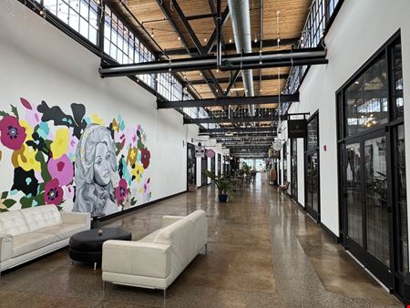 L&L Marketplace