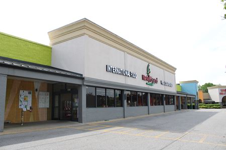 Retail space for Rent at West Broad Commons in Richmond
