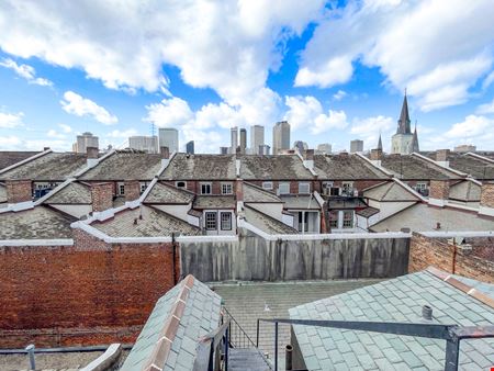 Historic French Quarter Multifamily Property w/ Penthouse