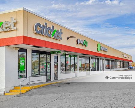 Retail space for Rent at Redford Plaza in Redford