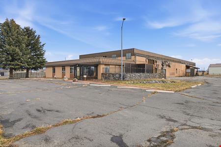 Industrial space for Rent at Belgrade Warehouse with Office and Yard Space in Belgrade