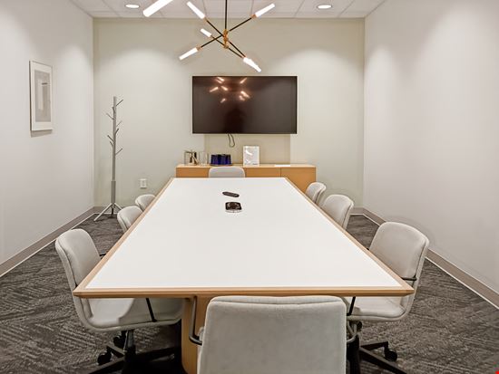 Regus - Cary - 15000 Weston Parkway