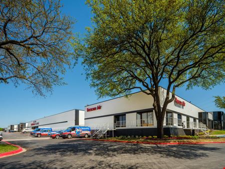 Retail space for Rent at 1002 North Central Expwy in Richardson