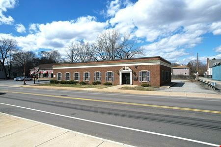 115 E Main St