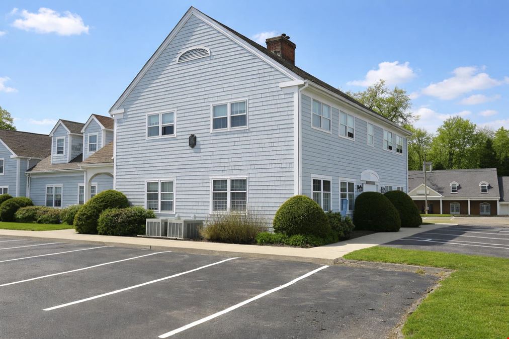 755 Main St