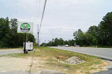 Signalized Hard Corner, New Ellenton, SC