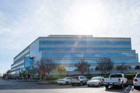 900 East Hamilton Avenue