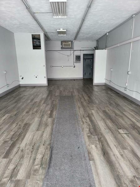 2463 Niagara Falls Blvd - 1,200+/- SF Business Retail Strip Center Spaces Available