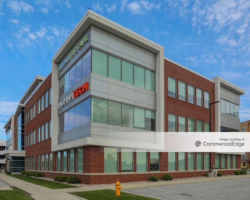 ExecutiveSuites2 - 2901 Carlson Drive