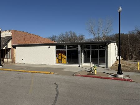 Retail space for Sale at Building and Land For Sale in Peru