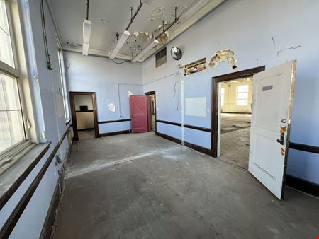 River Rouge - Freestanding Retail/Office Building