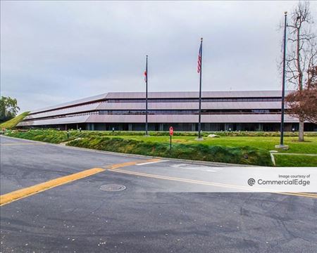 Office space for Rent at The Oaks at Westlake in Westlake Village