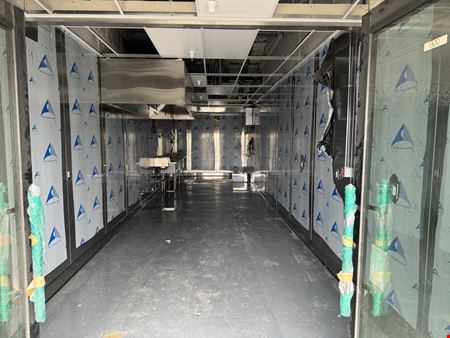 Commercial Kitchen / Ghost Kitchen for LEASE(222 E 10th St.)
