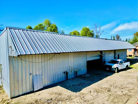 Industrial space for Sale at 1307 Paul Quinn in Houston