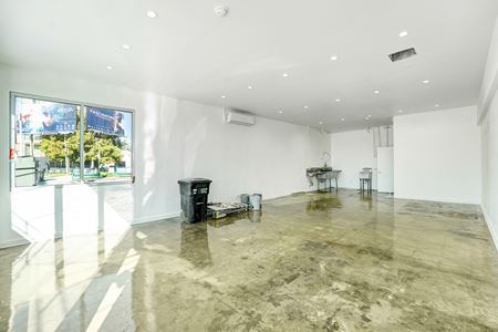 Retail space for Rent at 4500 Inglewood Boulevard in Culver City