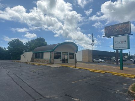 Retail space for Rent at 3710 N Pace Blvd in Pensacola