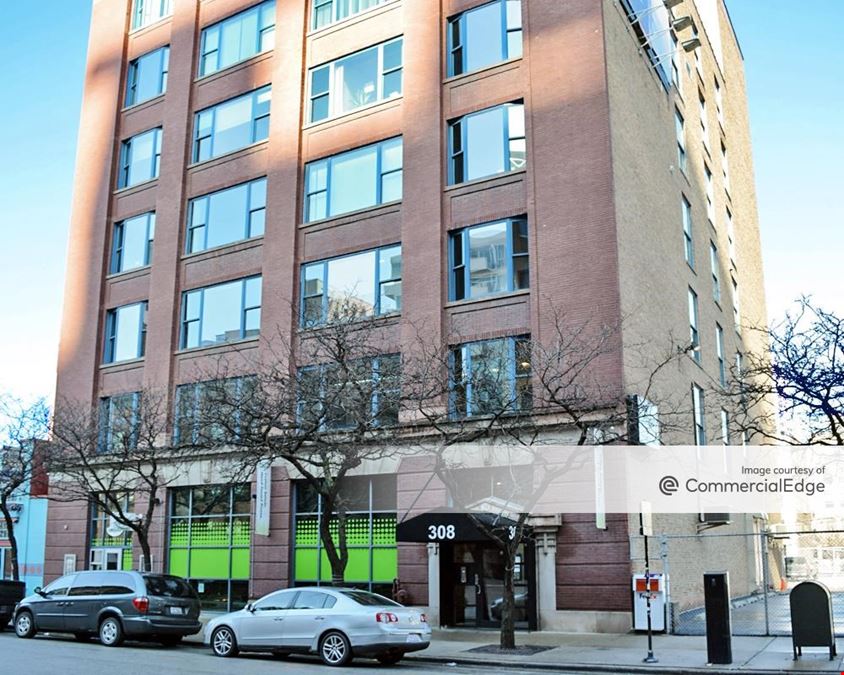 Verso - 306 West Erie Street
