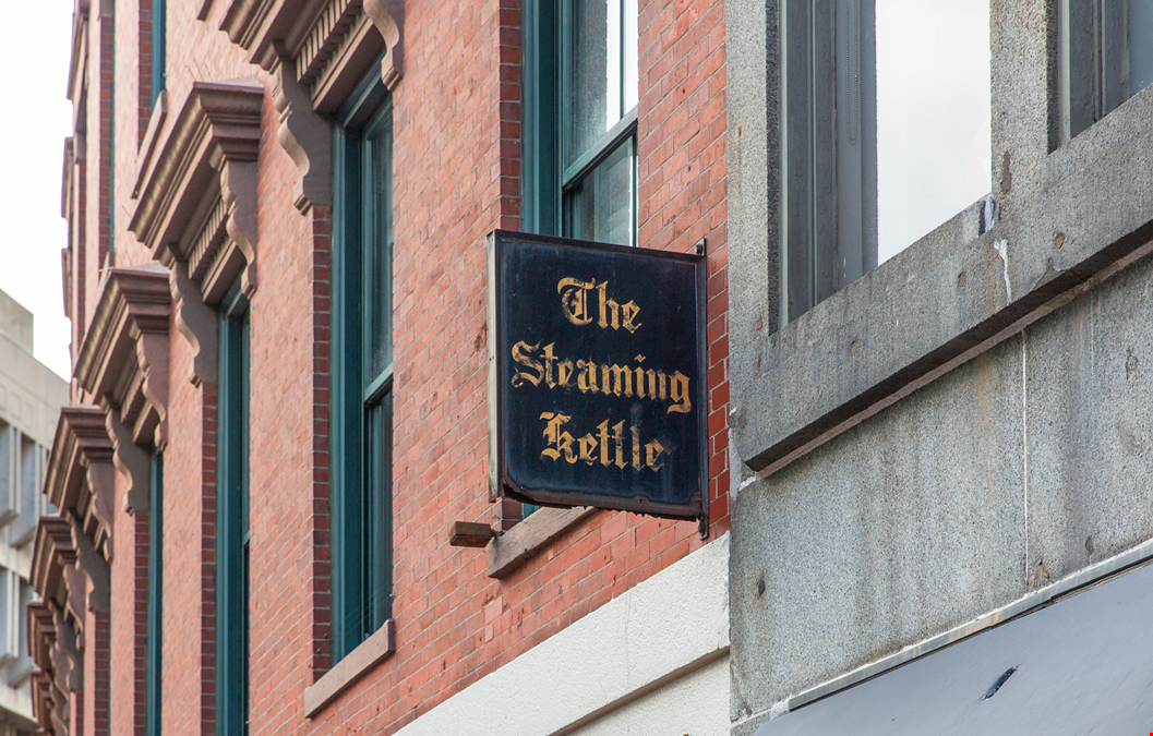 The Steaming Kettle Corner