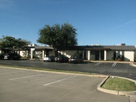 1615 Precinct Line Rd